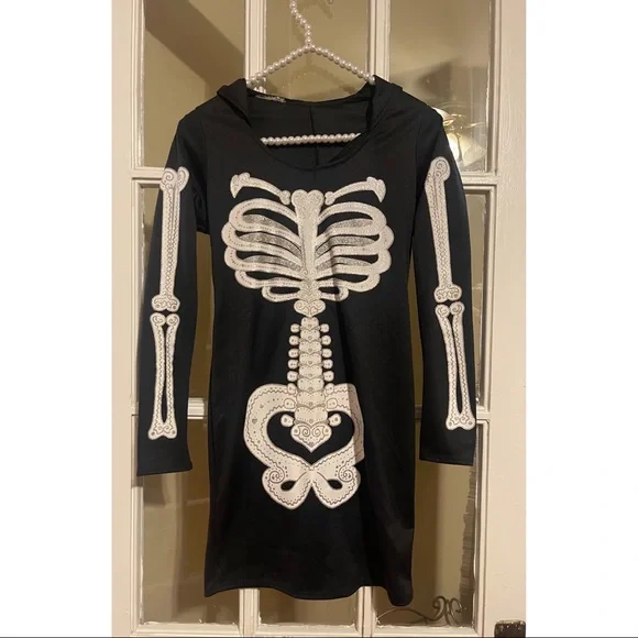 Skelton Hoodie - Picture 2 of 4